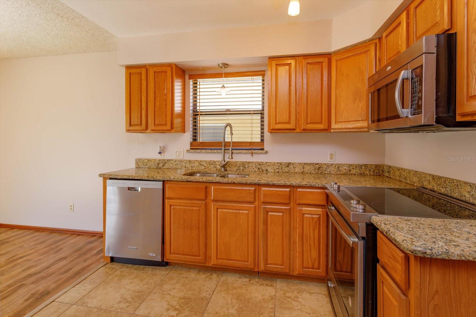 10020 CREEKWATER BLVD, ORLANDO, FL, 32825