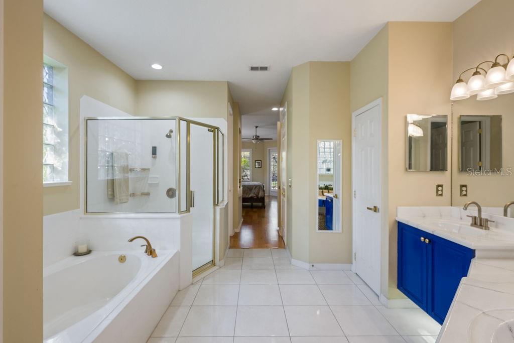 8912 HERITAGE BAY CIR, ORLANDO, FL, 32836