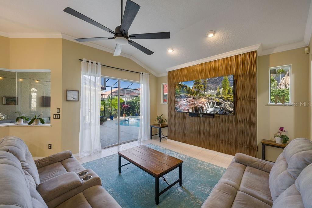8912 HERITAGE BAY CIR, ORLANDO, FL, 32836