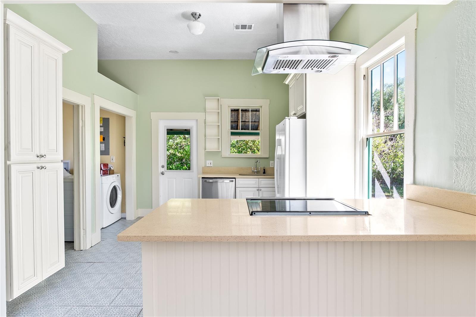 5641 ORANGE AVE, INTERCESSION CITY, FL, 33848