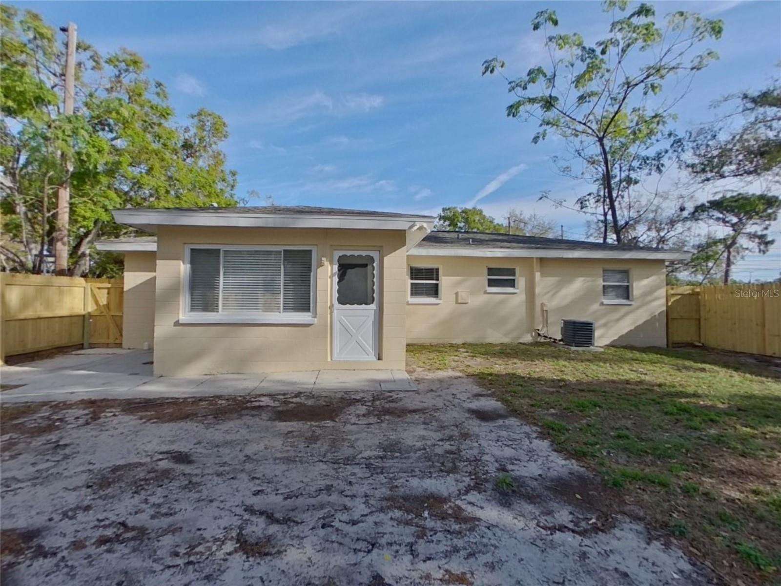 5340 77TH AVE N, PINELLAS PARK, FL, 33781