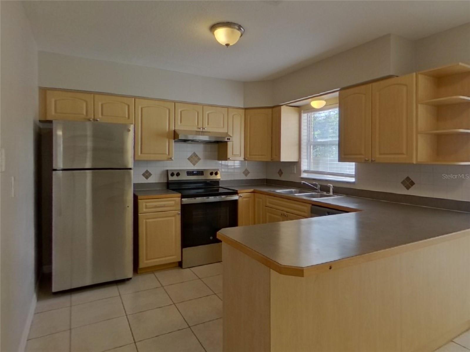 5340 77TH AVE N, PINELLAS PARK, FL, 33781