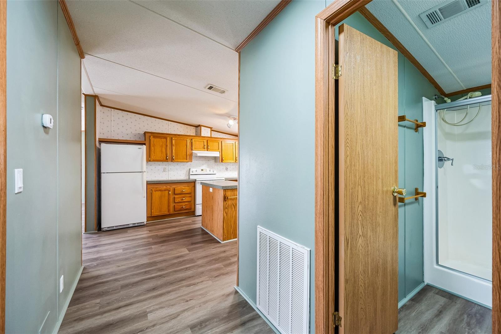 1000 KINGS HIGHWAY #104, PUNTA GORDA, FL, 33980