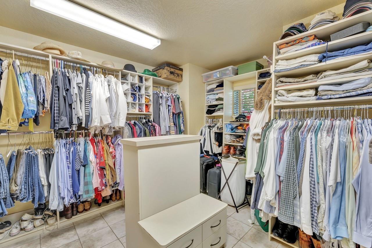 1108 W CHARTER ST, TAMPA, FL, 33602