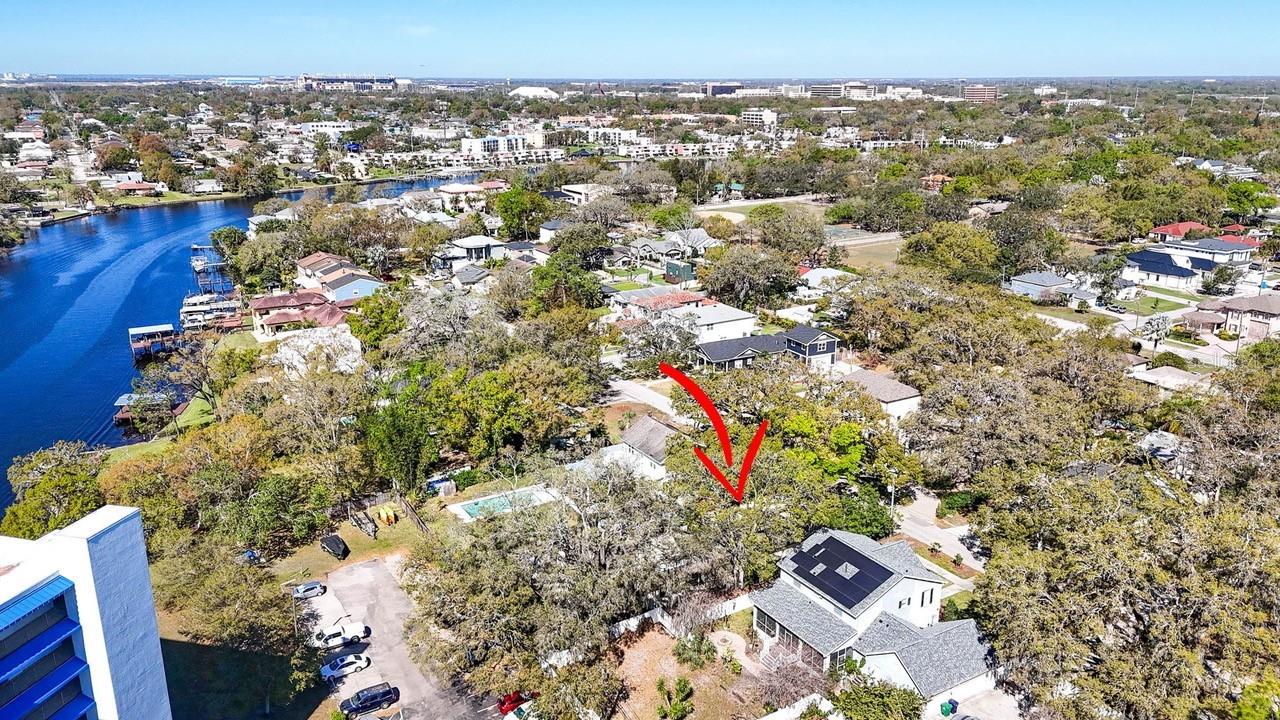 1108 W CHARTER ST, TAMPA, FL, 33602