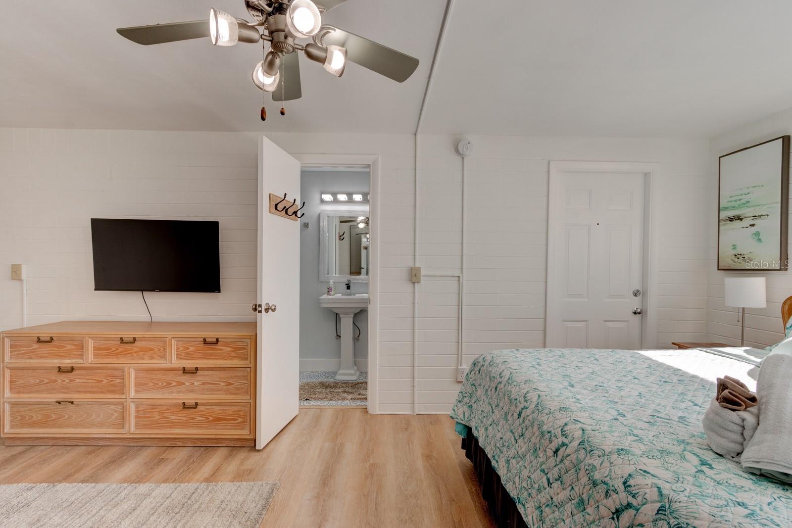 224 BOYLSTON AVE, DAYTONA BEACH, FL, 32118