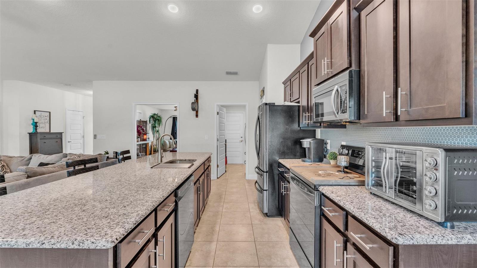 955 HUNTERS MEADOW LN, LAKELAND, FL, 33809
