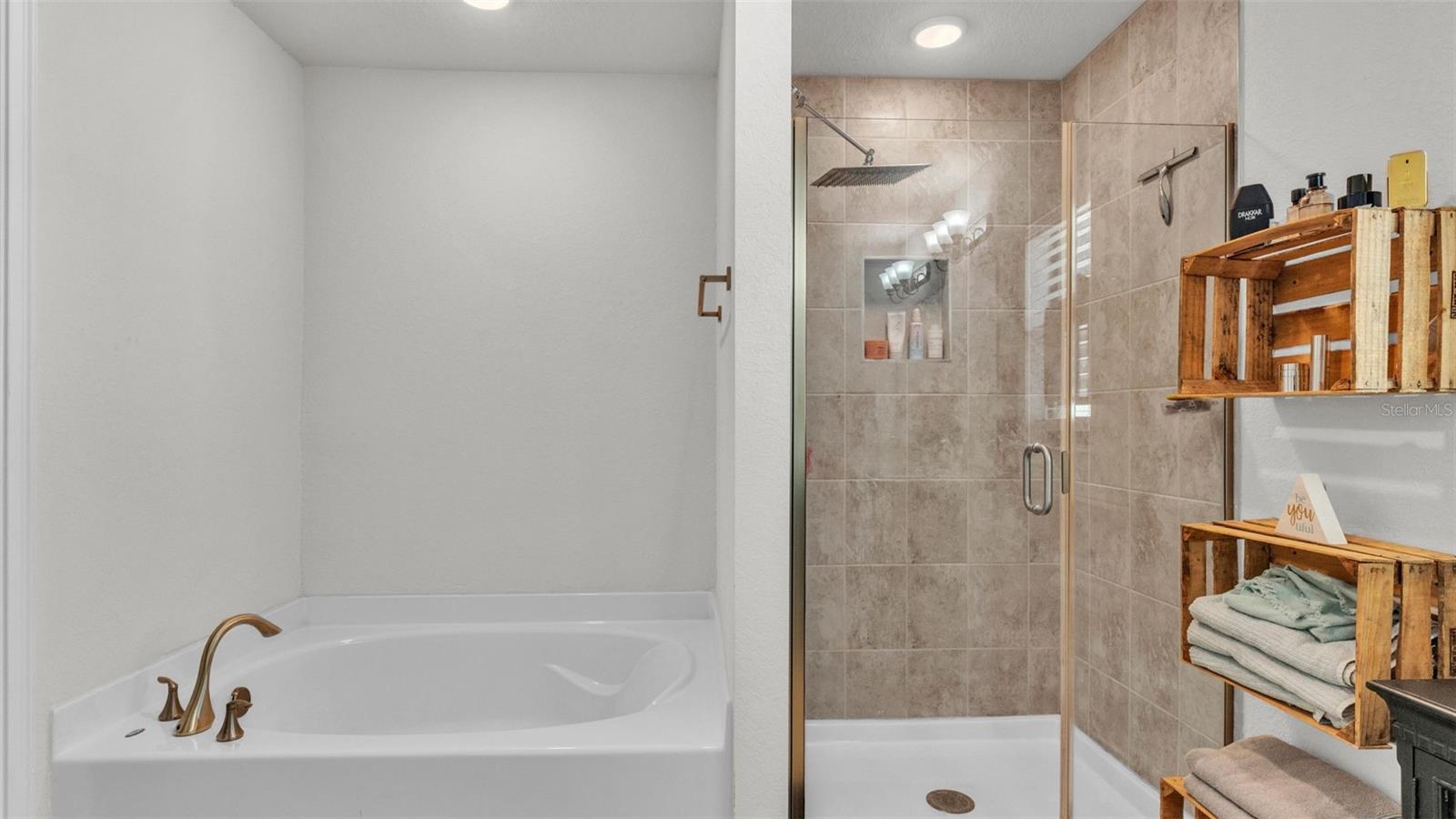 955 HUNTERS MEADOW LN, LAKELAND, FL, 33809