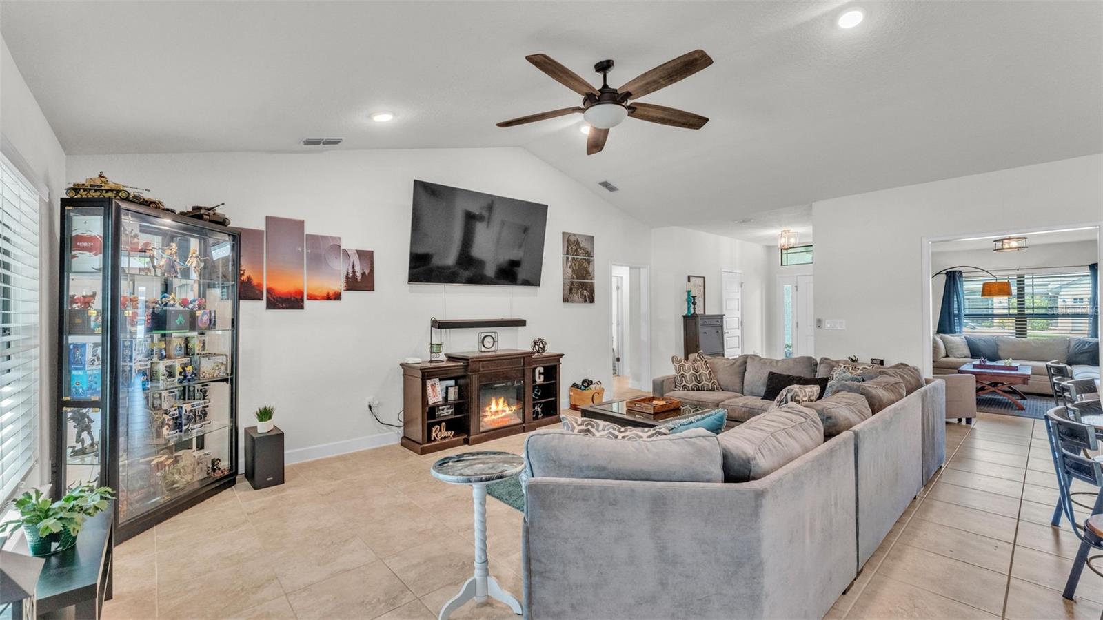 955 HUNTERS MEADOW LN, LAKELAND, FL, 33809