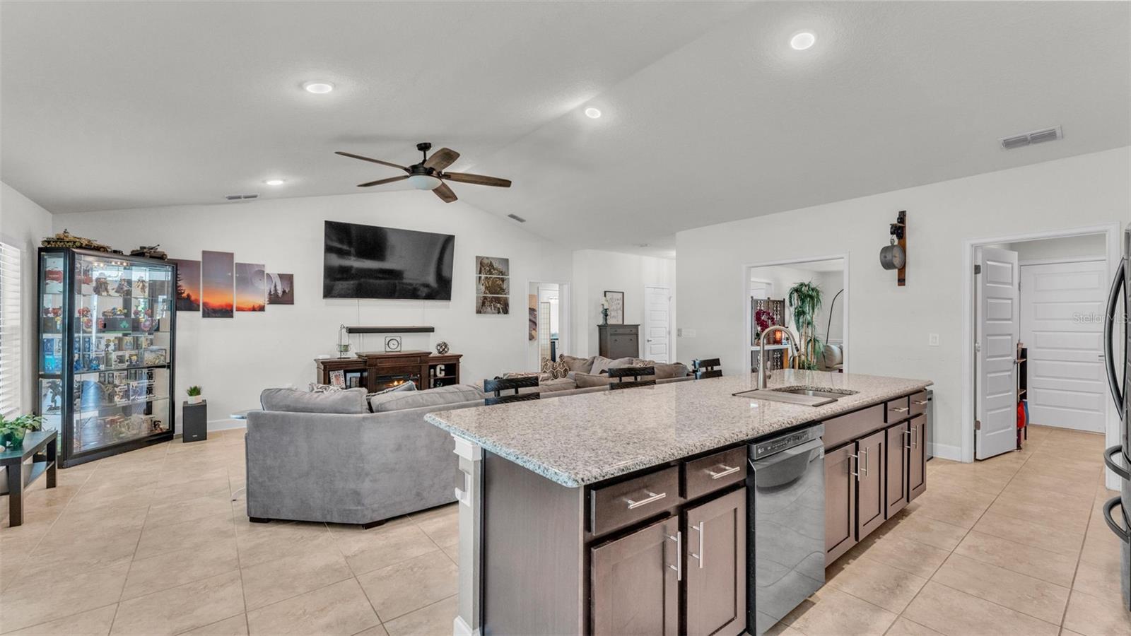 955 HUNTERS MEADOW LN, LAKELAND, FL, 33809