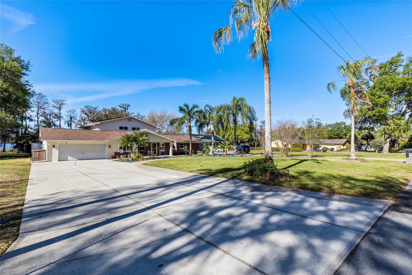 36329 CLEAR LAKE DR, EUSTIS, FL, 32736