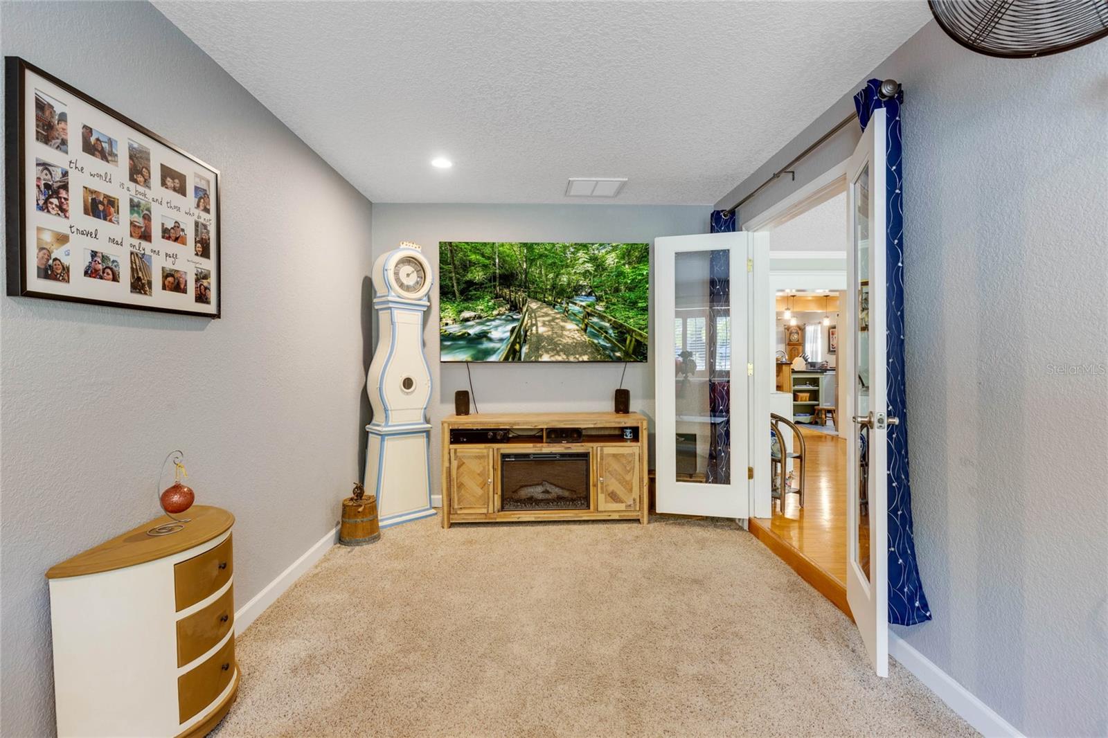 36329 CLEAR LAKE DR, EUSTIS, FL, 32736