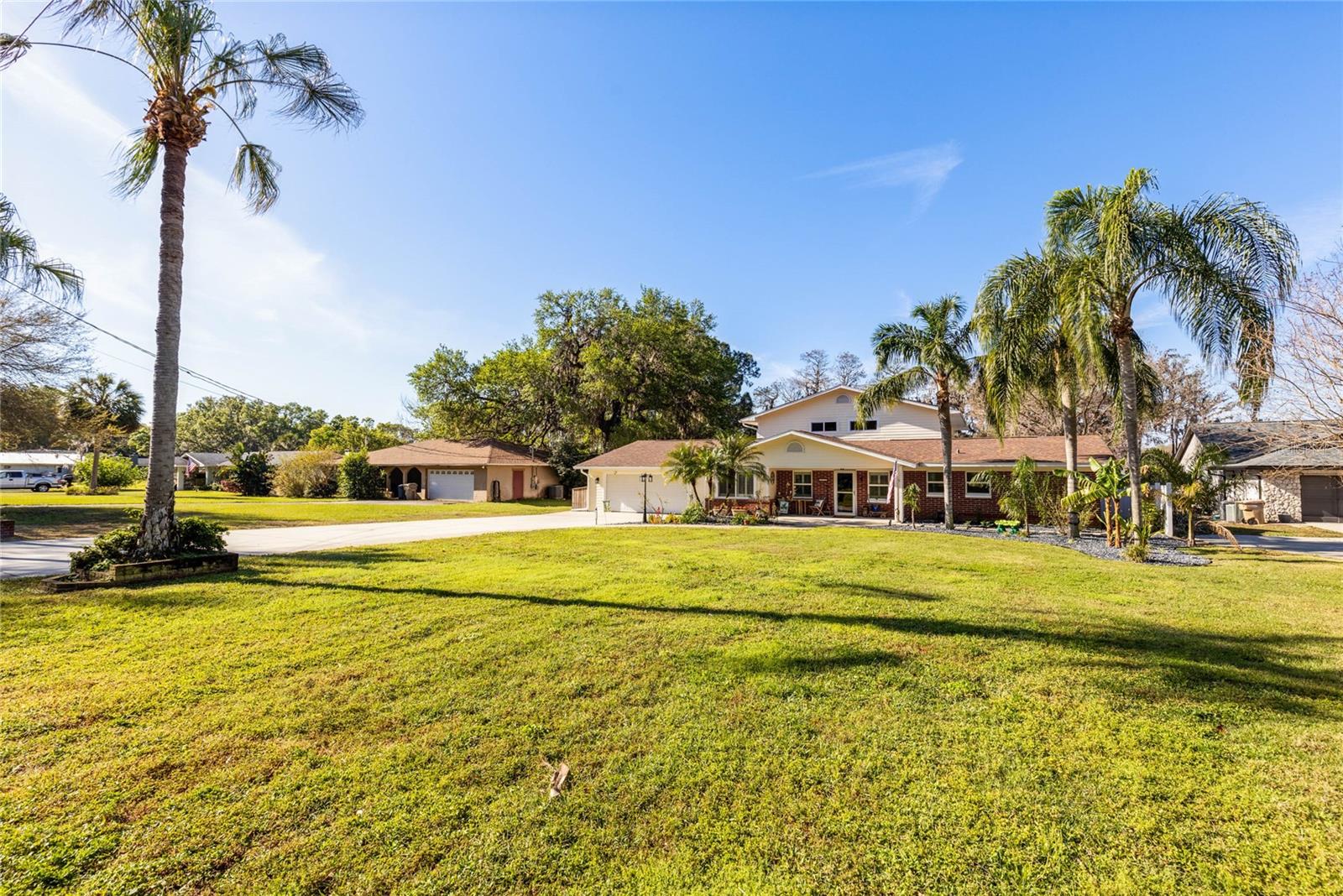 36329 CLEAR LAKE DR, EUSTIS, FL, 32736
