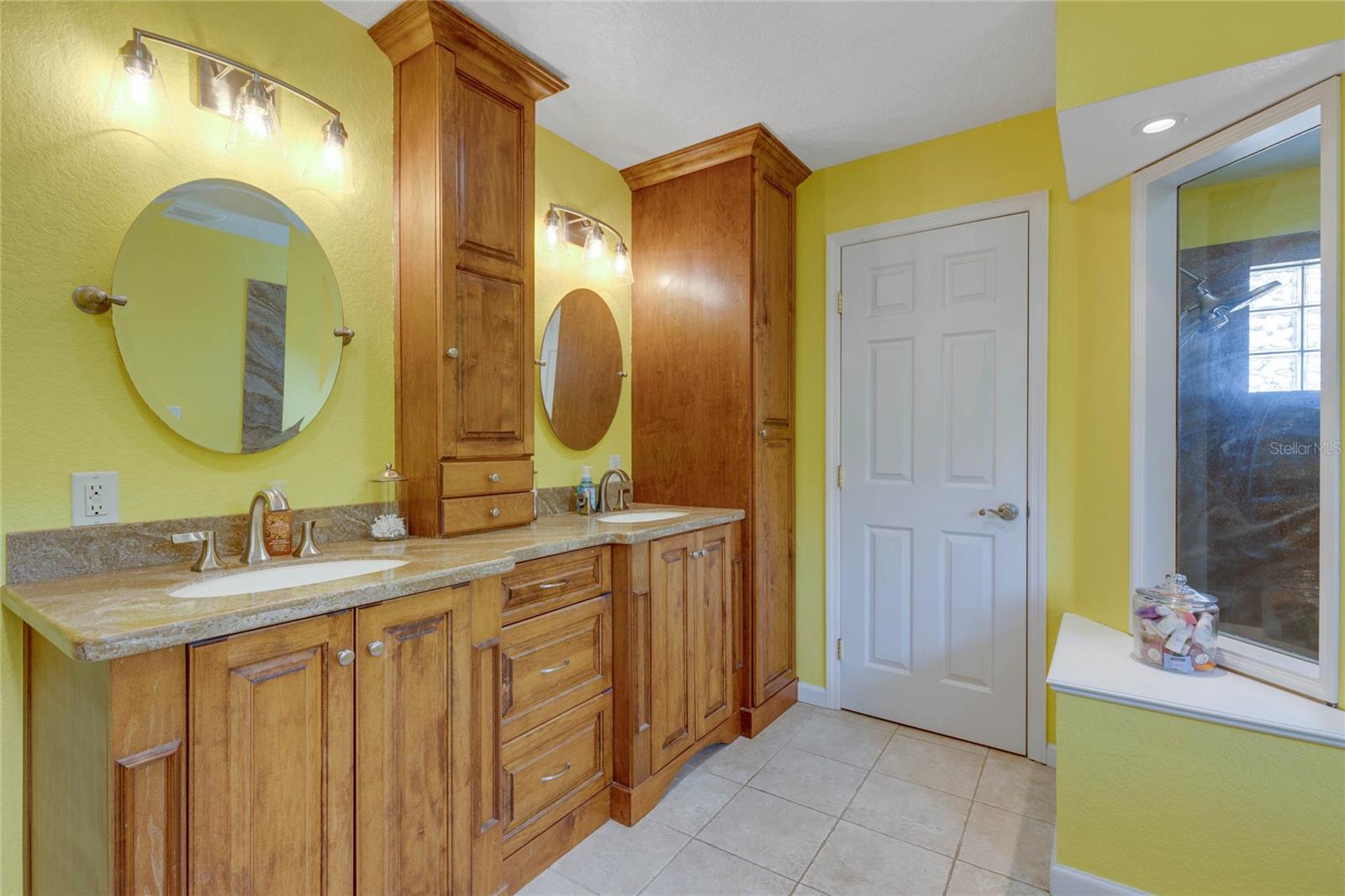 36329 CLEAR LAKE DR, EUSTIS, FL, 32736