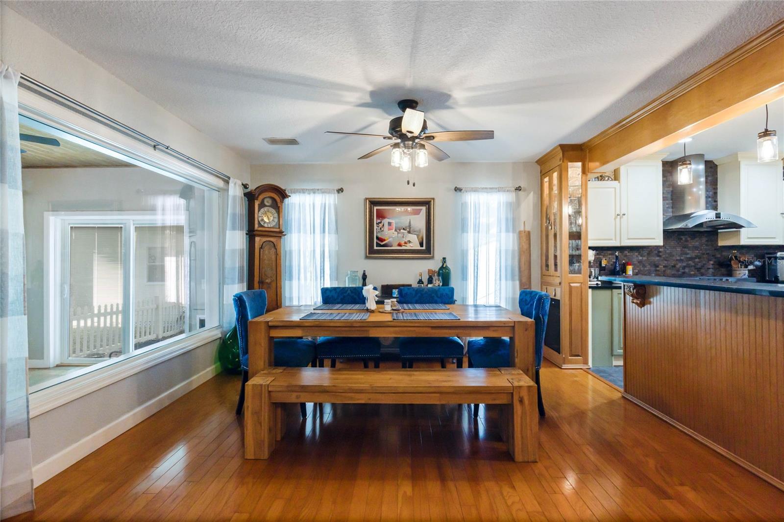 36329 CLEAR LAKE DR, EUSTIS, FL, 32736