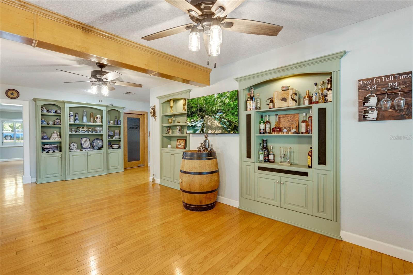 36329 CLEAR LAKE DR, EUSTIS, FL, 32736