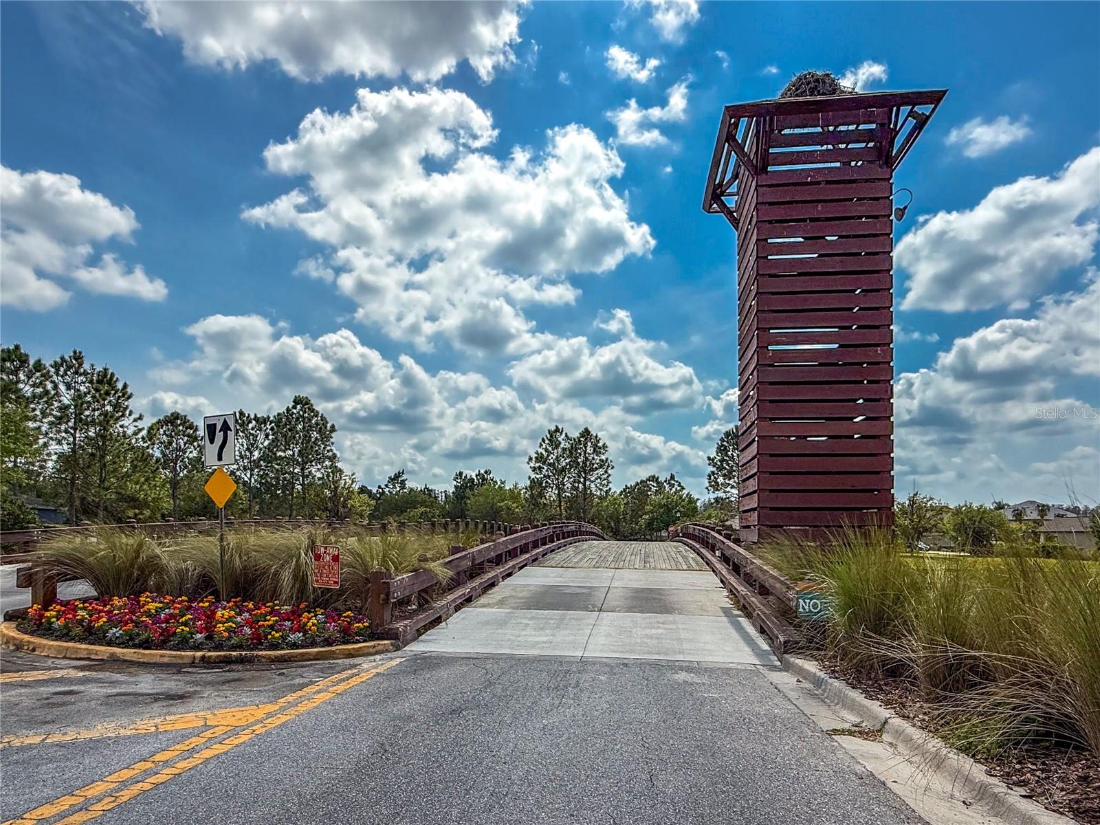 1570 LUDINGTON AVE, WESLEY CHAPEL, FL, 33543