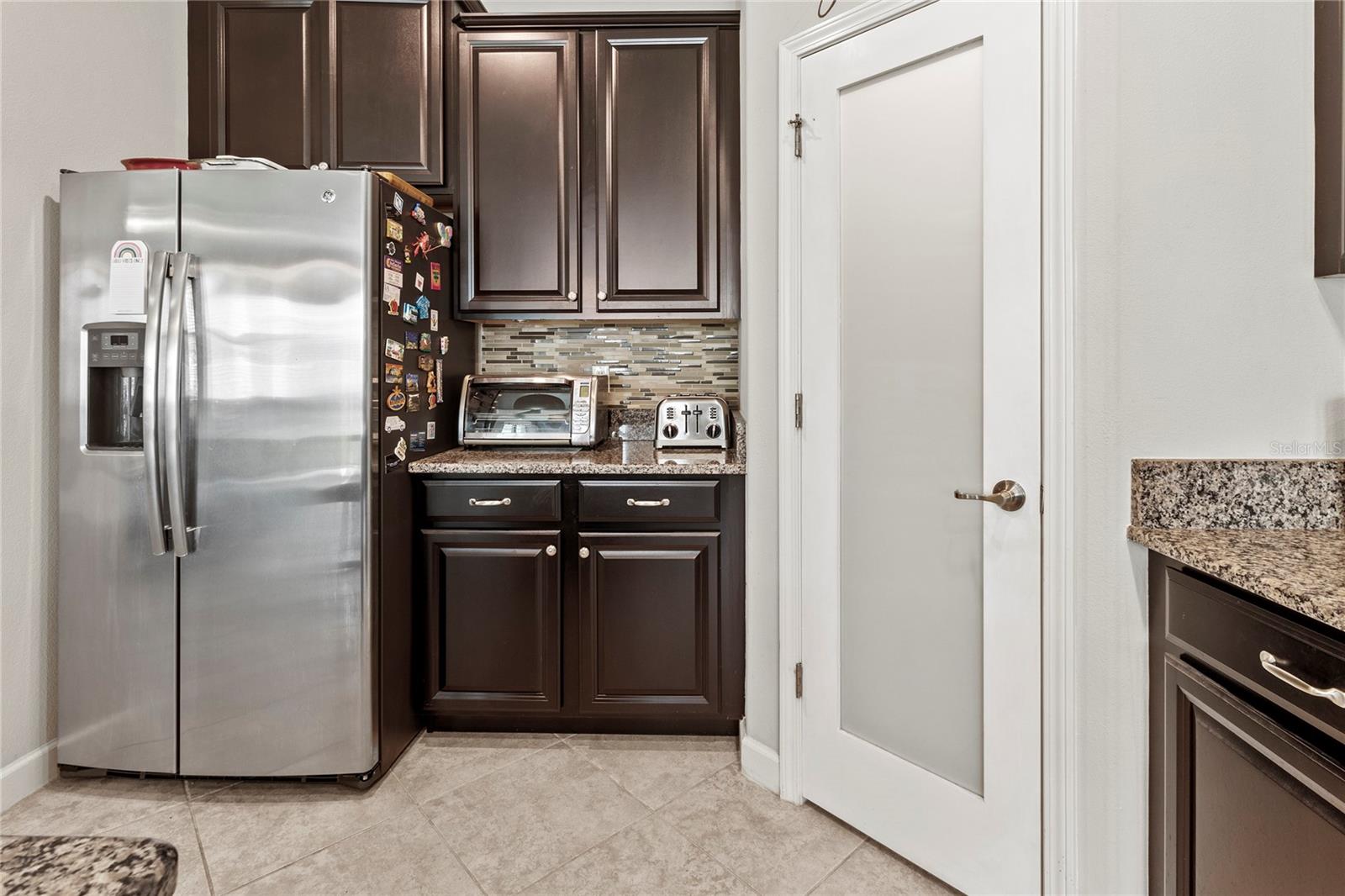 1570 LUDINGTON AVE, WESLEY CHAPEL, FL, 33543