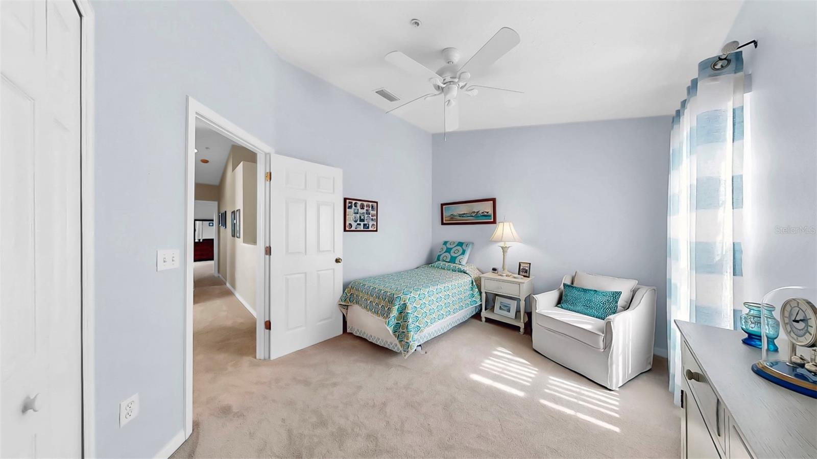 11114 KAPOK GRAND CIR, MADEIRA BEACH, FL, 33708