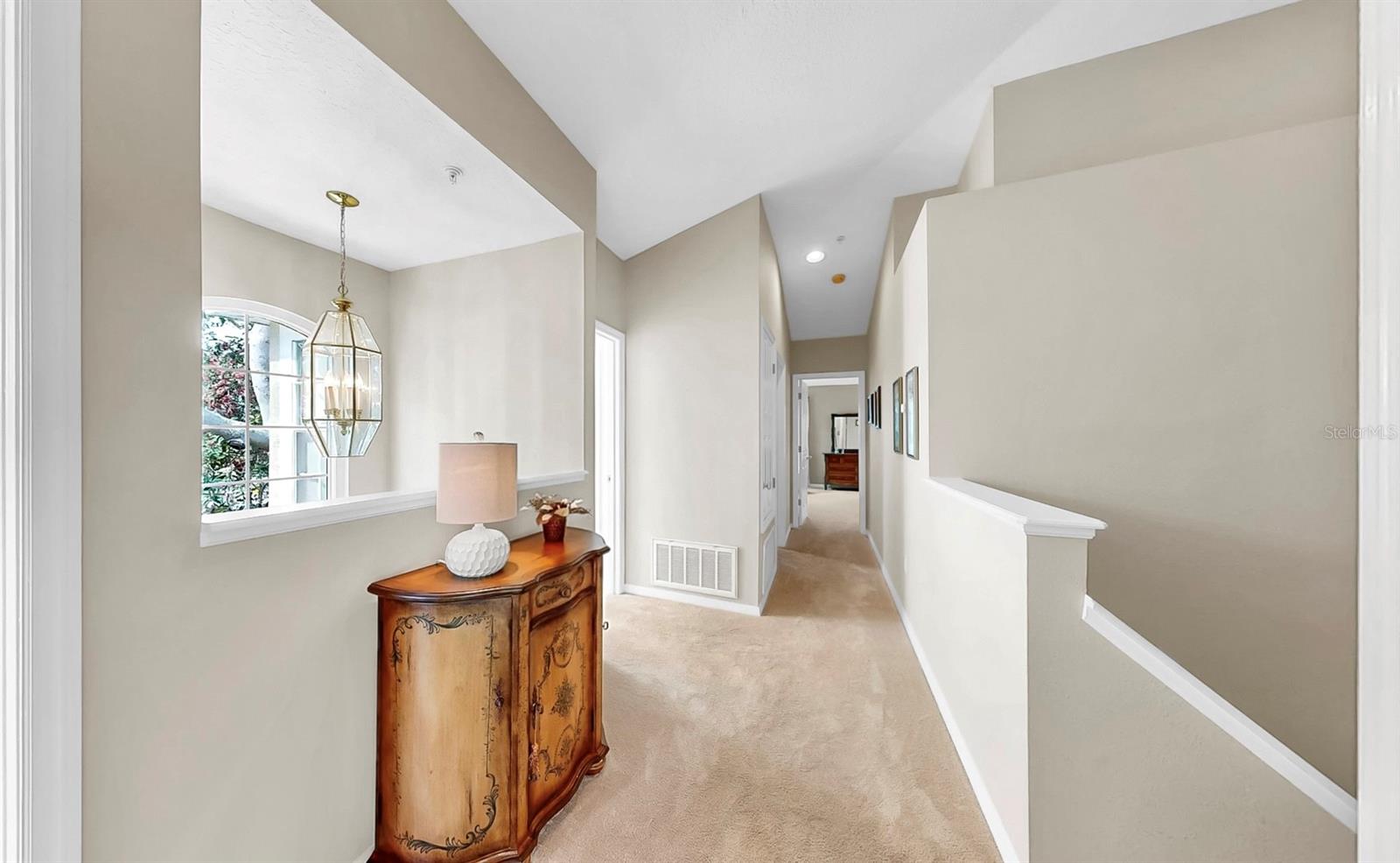 11114 KAPOK GRAND CIR, MADEIRA BEACH, FL, 33708