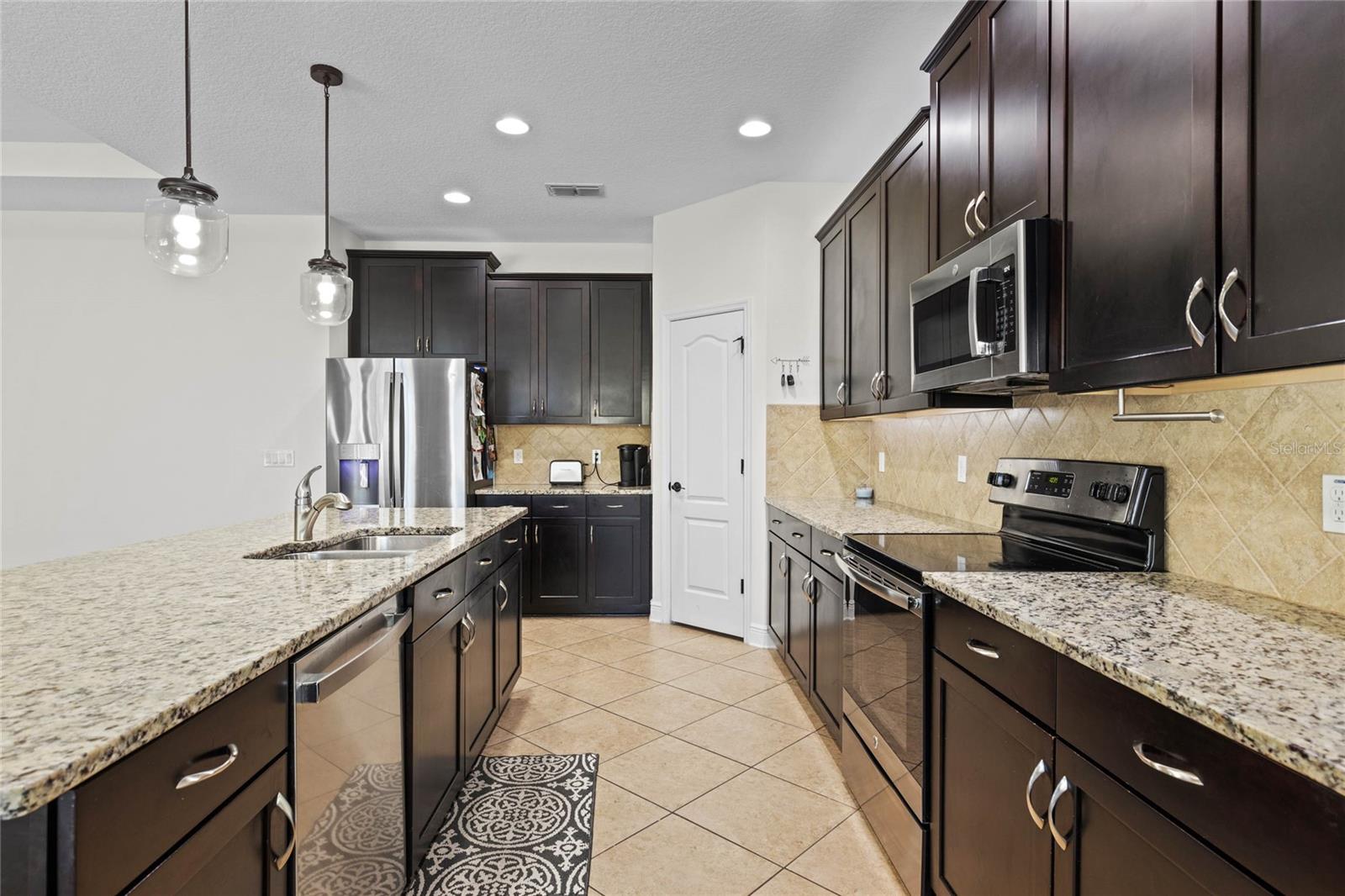 3032 ZANDER DR, GRAND ISLAND, FL, 32735