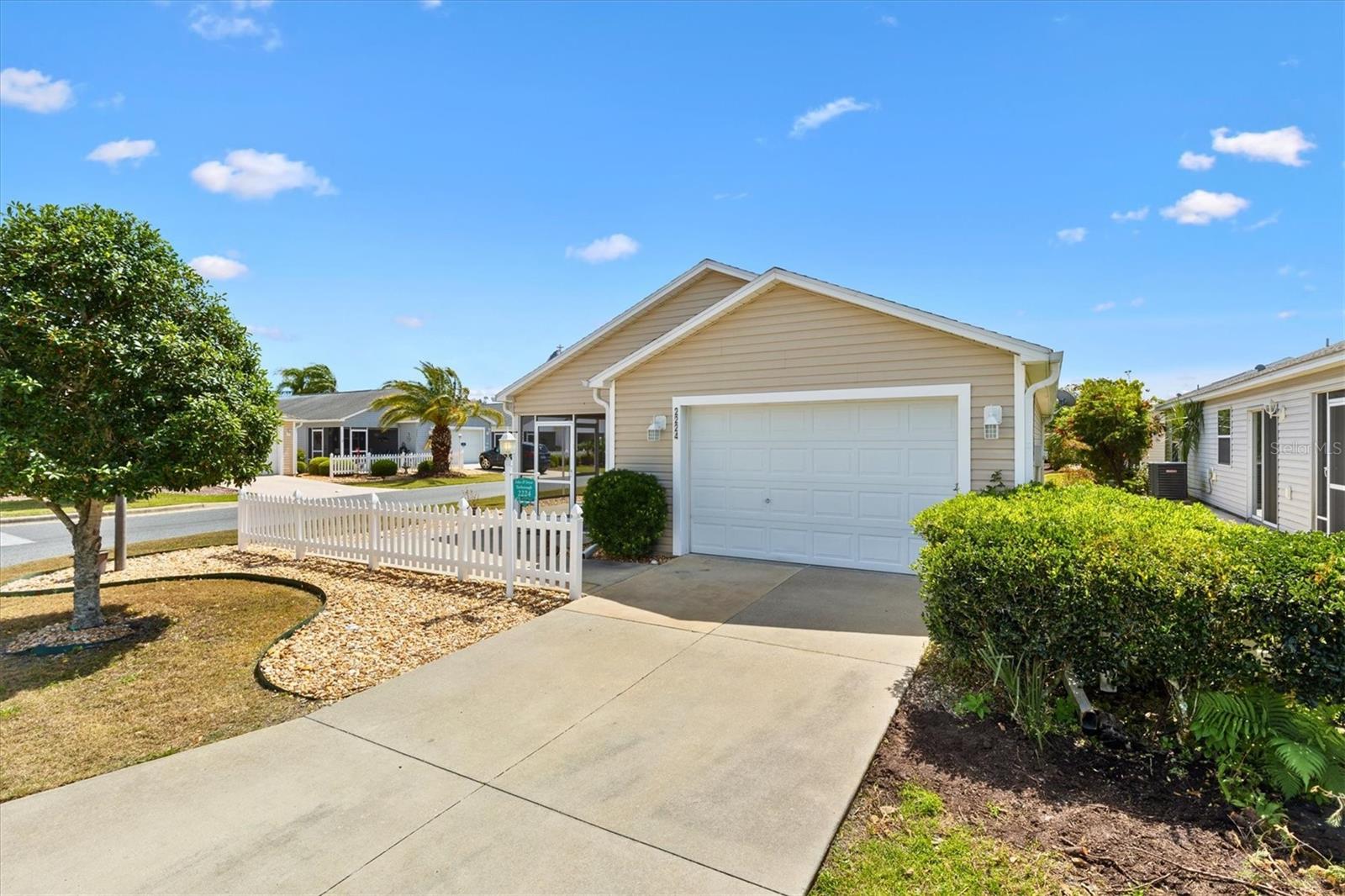2224 MANGROVE LN, THE VILLAGES, FL, 32162