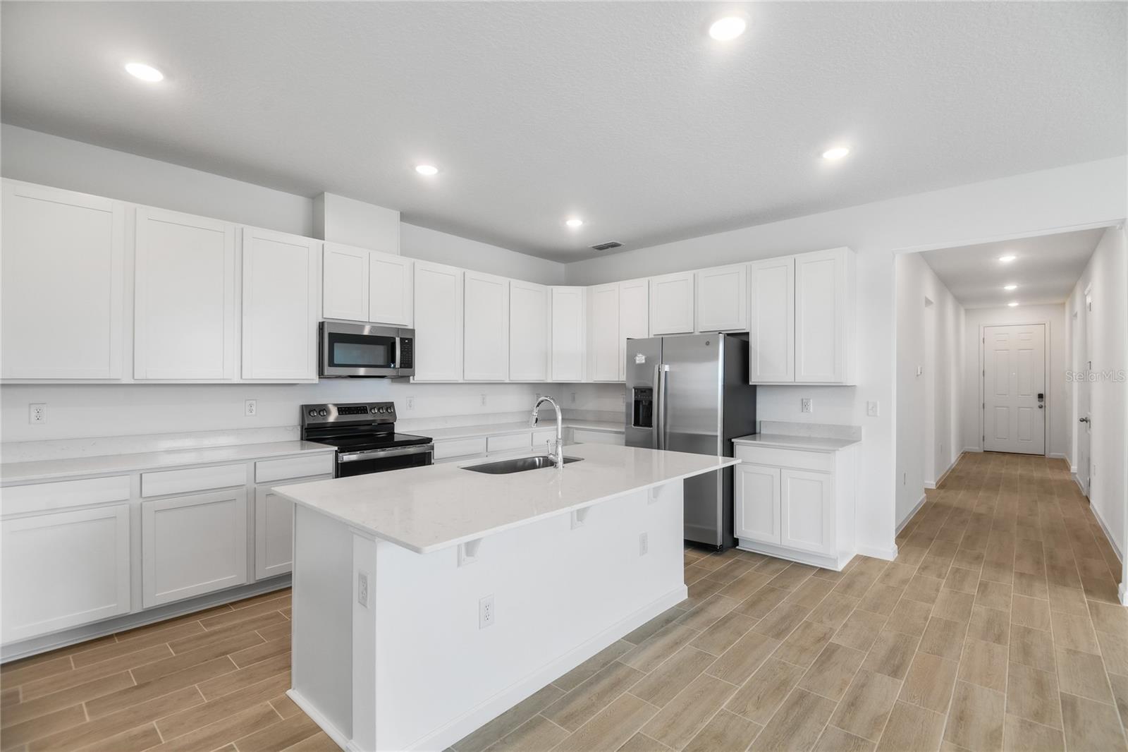 1106 OLIVINE AVE, DUNDEE, FL, 33838