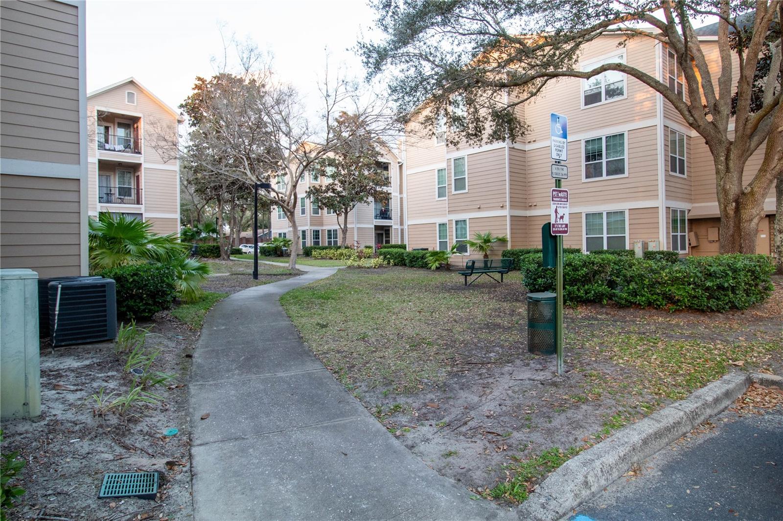 1990 ERVING CIR #207, OCOEE, FL, 34761