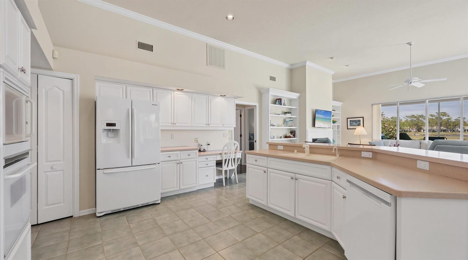 5545 DOWNHAM MDWS, SARASOTA, FL, 34235