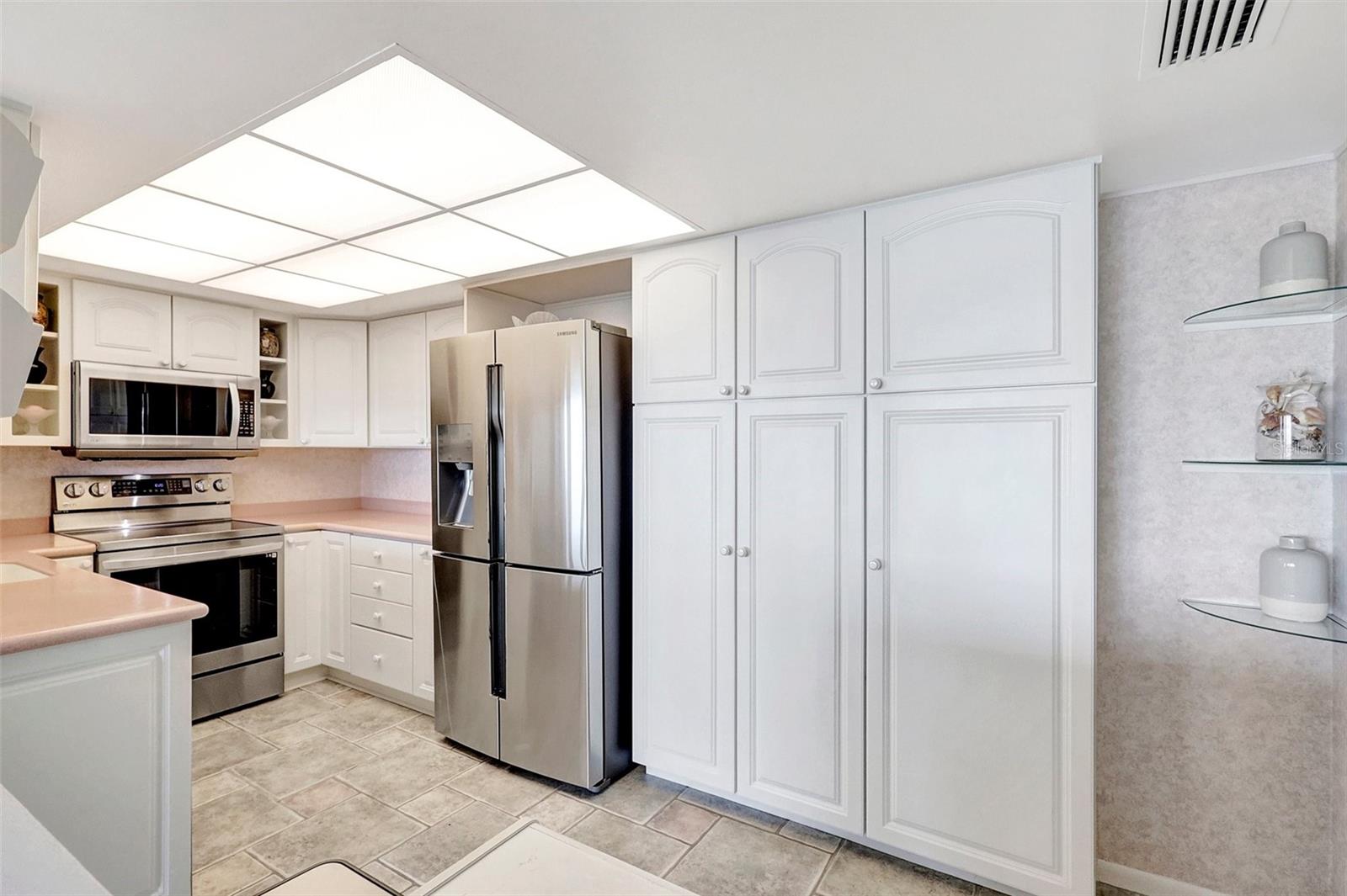 400 ISLAND WAY #1708, CLEARWATER BEACH, FL, 33767