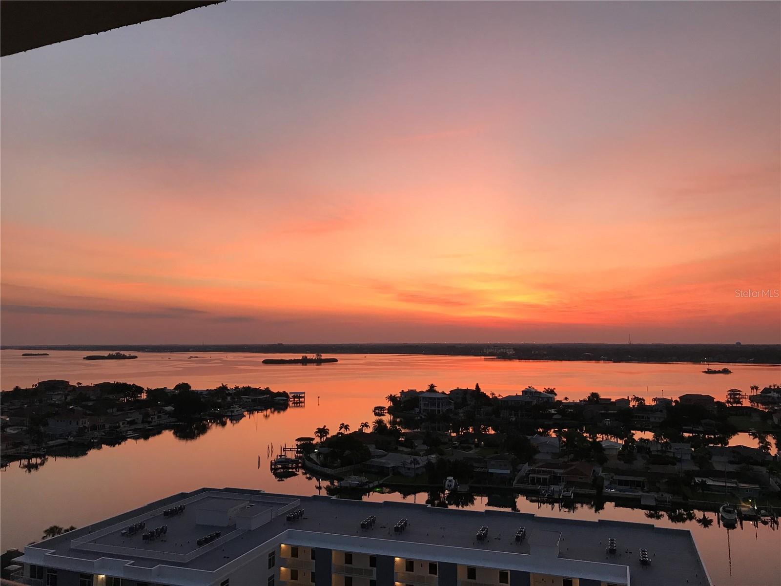 400 ISLAND WAY #1708, CLEARWATER BEACH, FL, 33767
