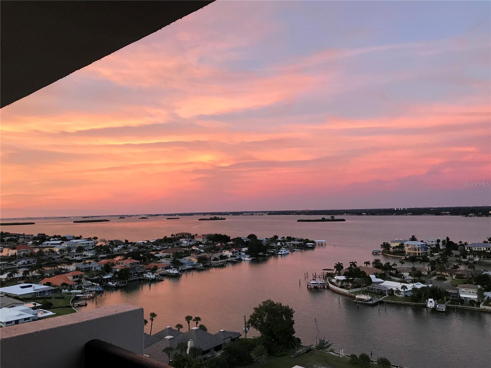 400 ISLAND WAY #1708, CLEARWATER BEACH, FL, 33767