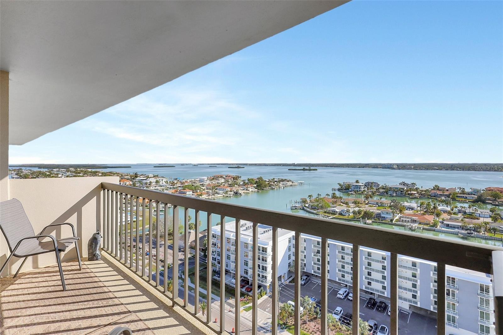400 ISLAND WAY #1708, CLEARWATER BEACH, FL, 33767
