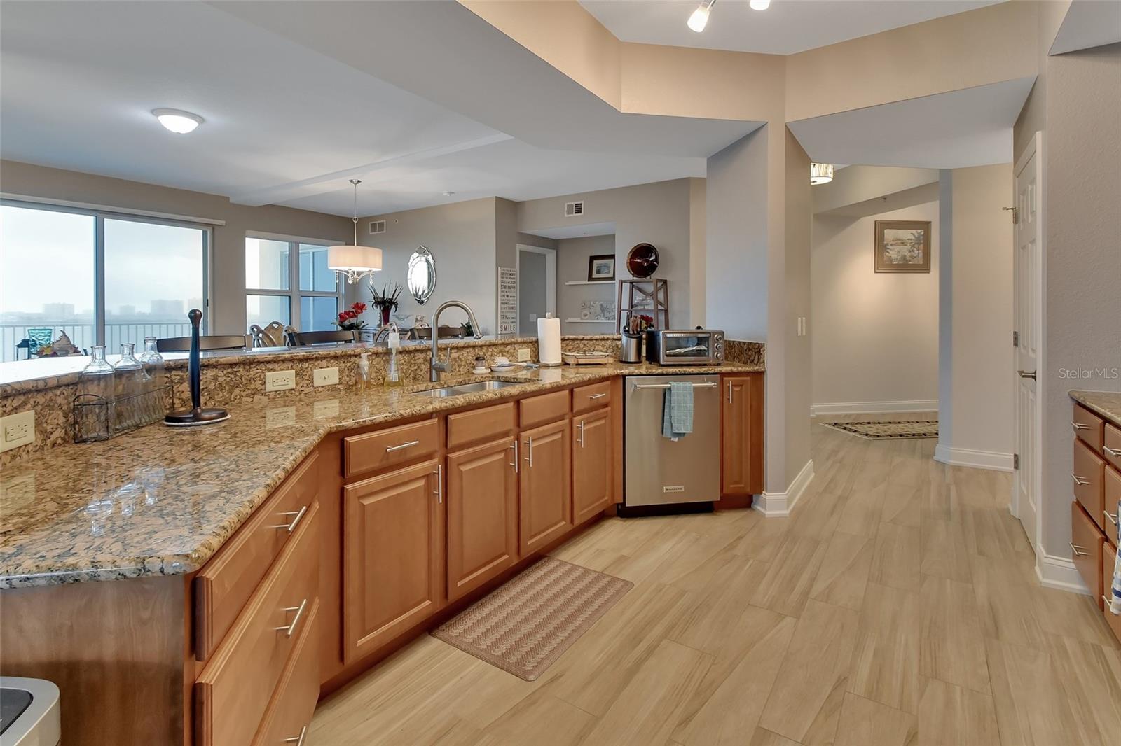 2801 S RIDGEWOOD AVE #409, SOUTH DAYTONA, FL, 32119