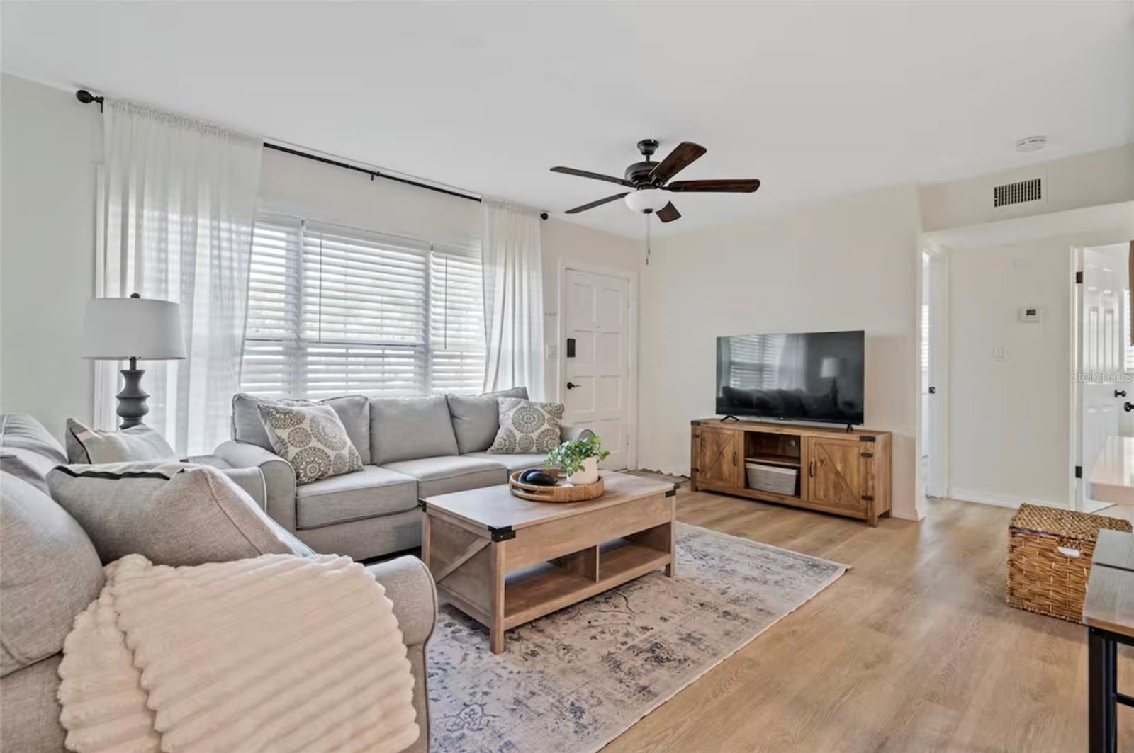 8829 93RD ST, SEMINOLE, FL, 33777