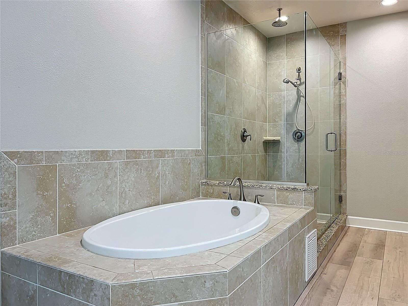 7810 34TH AVE W #103, BRADENTON, FL, 34209