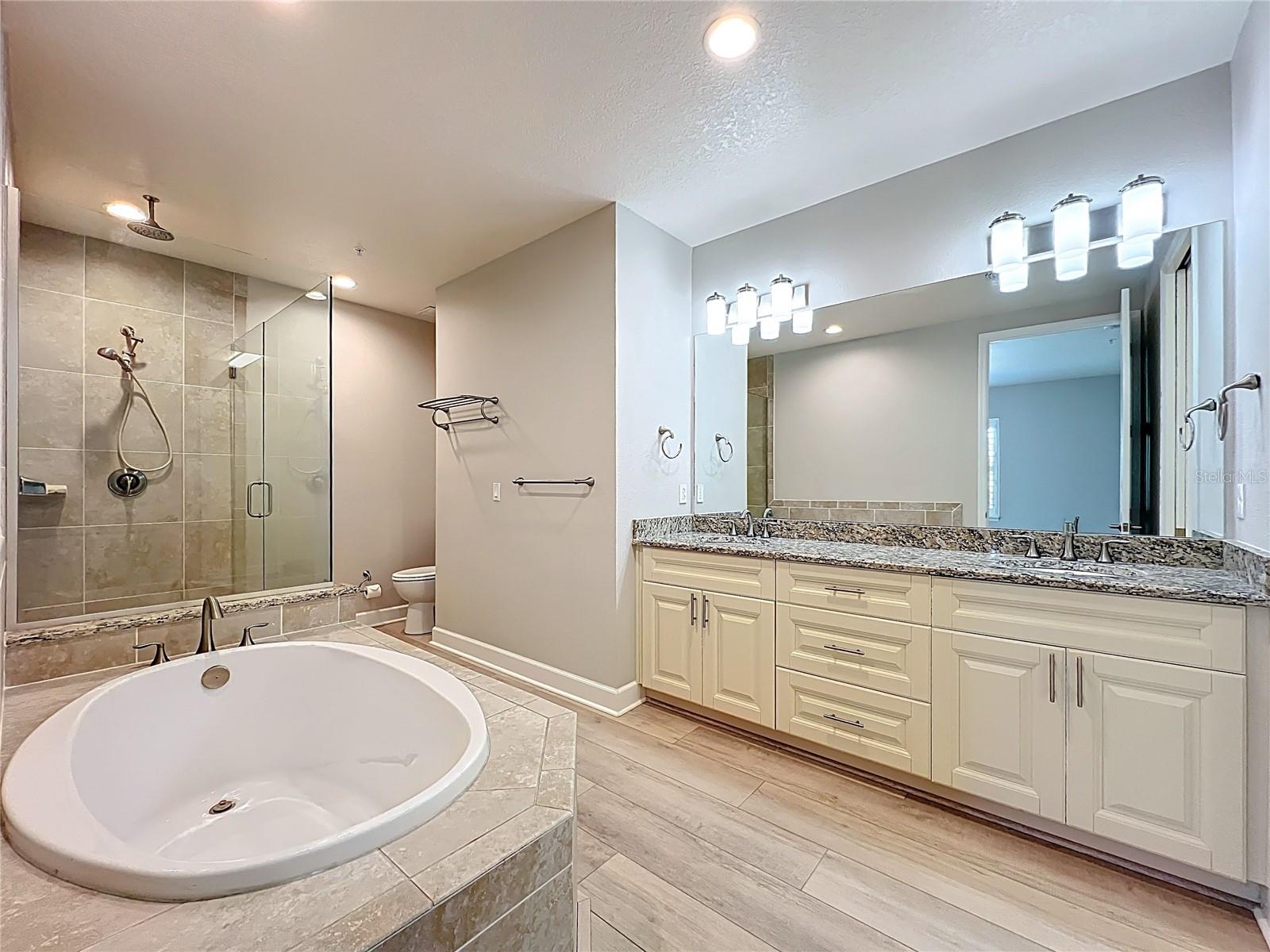7810 34TH AVE W #103, BRADENTON, FL, 34209
