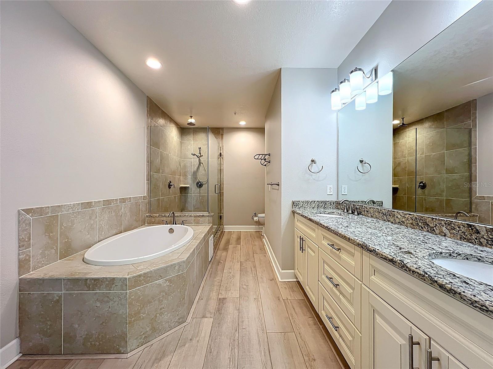 7810 34TH AVE W #103, BRADENTON, FL, 34209