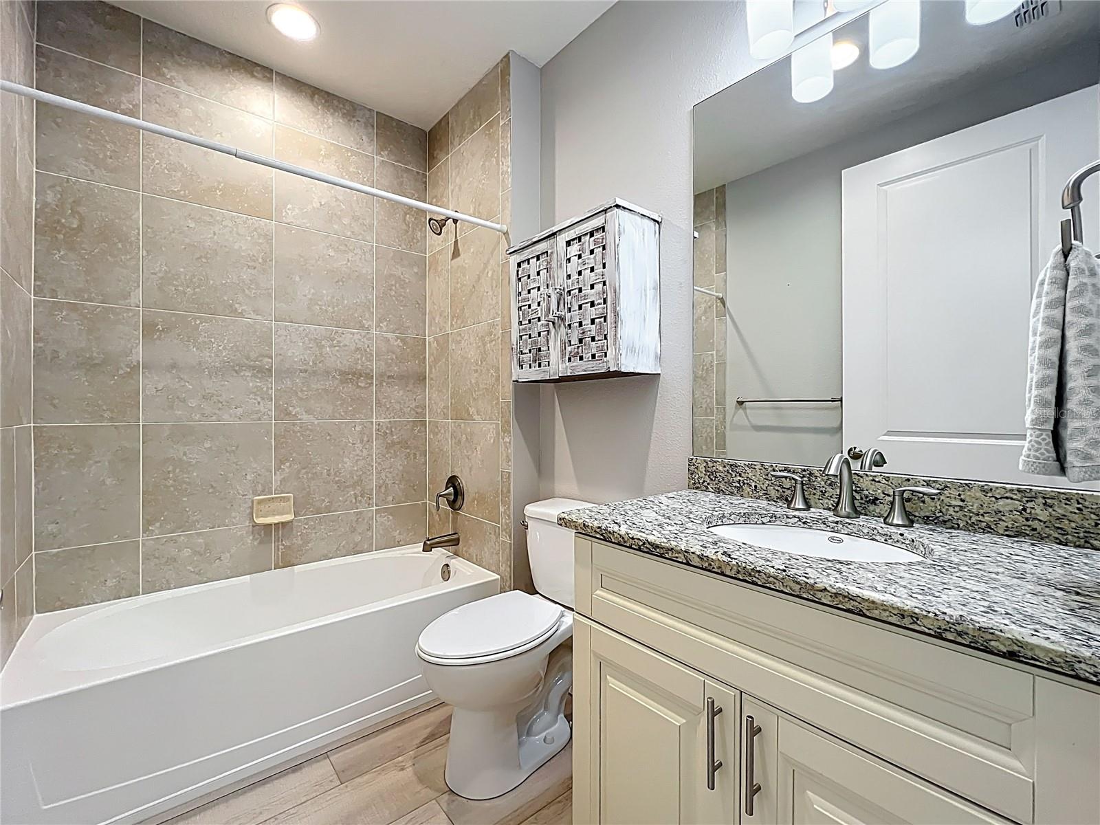 7810 34TH AVE W #103, BRADENTON, FL, 34209