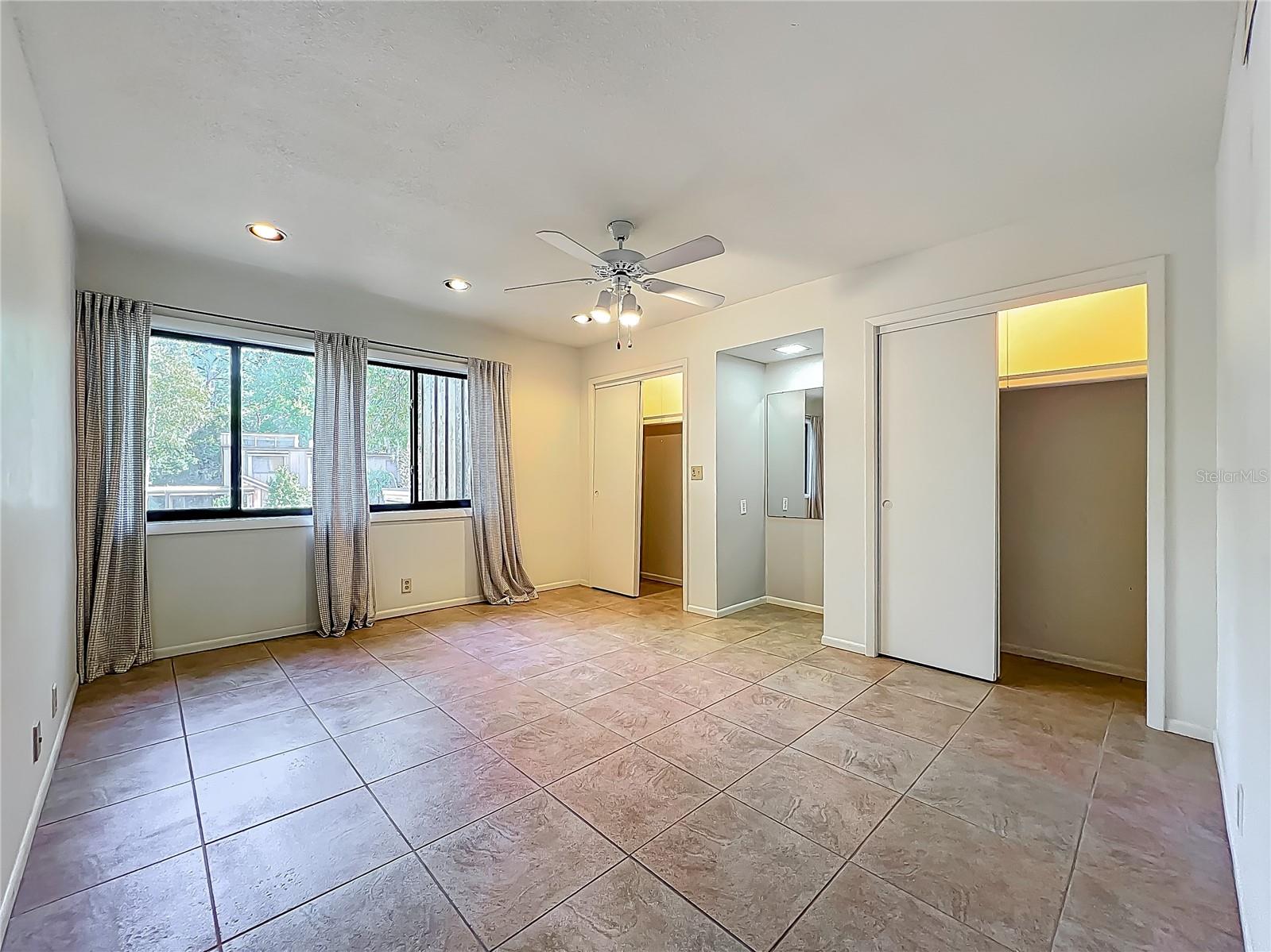 225 CROWN OAKS WAY, LONGWOOD, FL, 32779