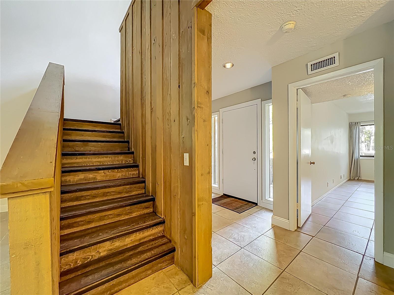 225 CROWN OAKS WAY, LONGWOOD, FL, 32779