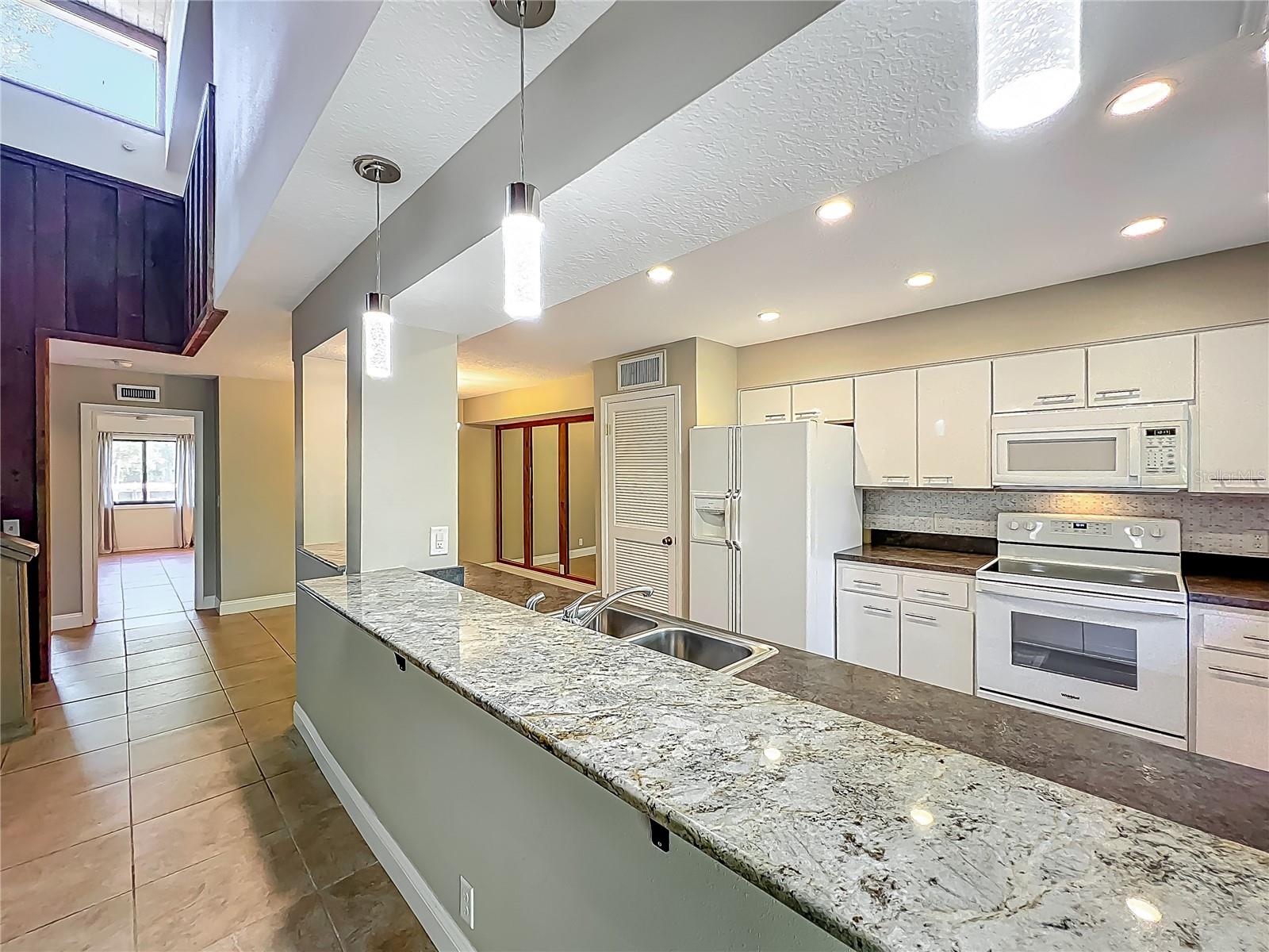 225 CROWN OAKS WAY, LONGWOOD, FL, 32779