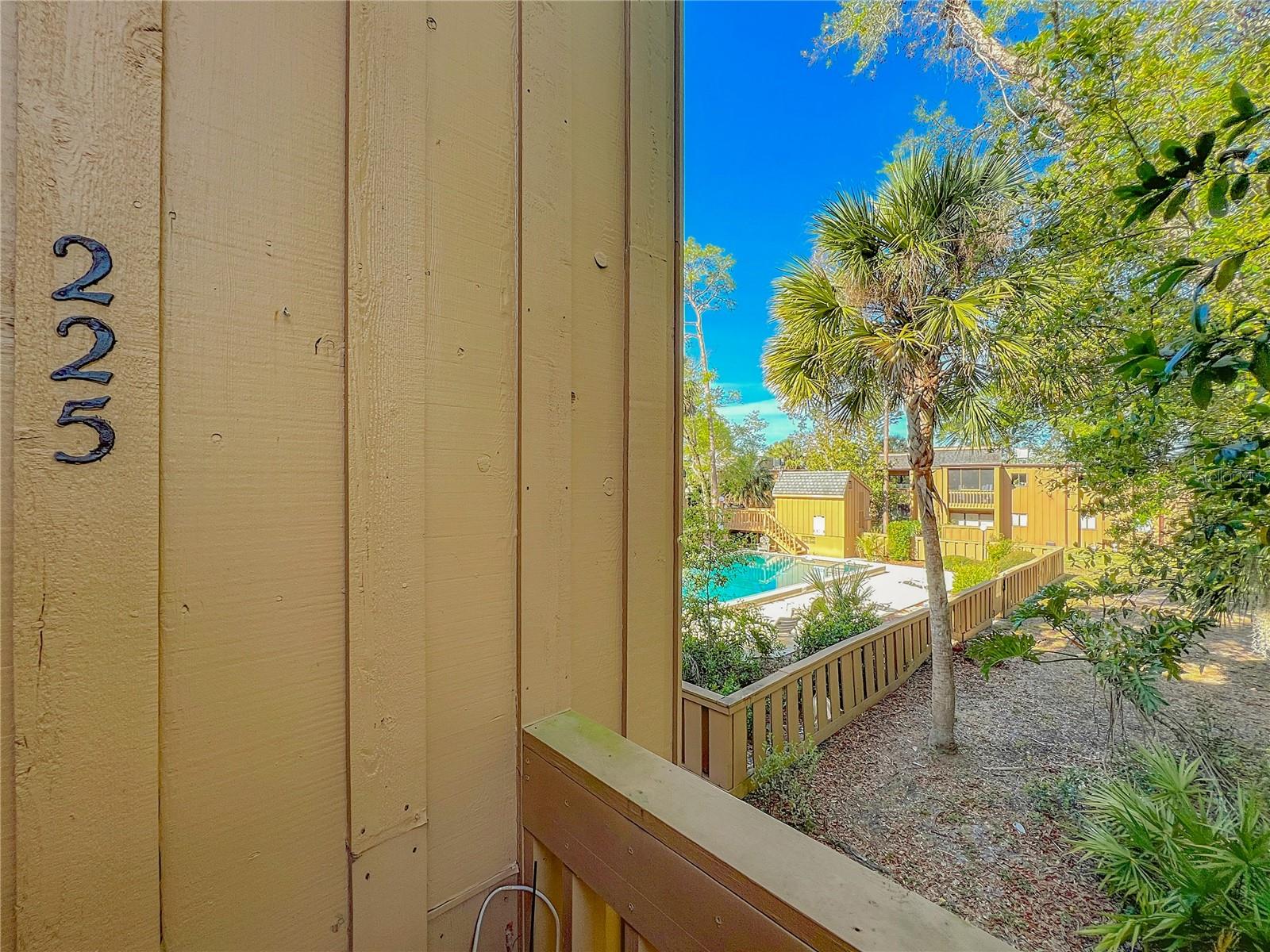 225 CROWN OAKS WAY, LONGWOOD, FL, 32779