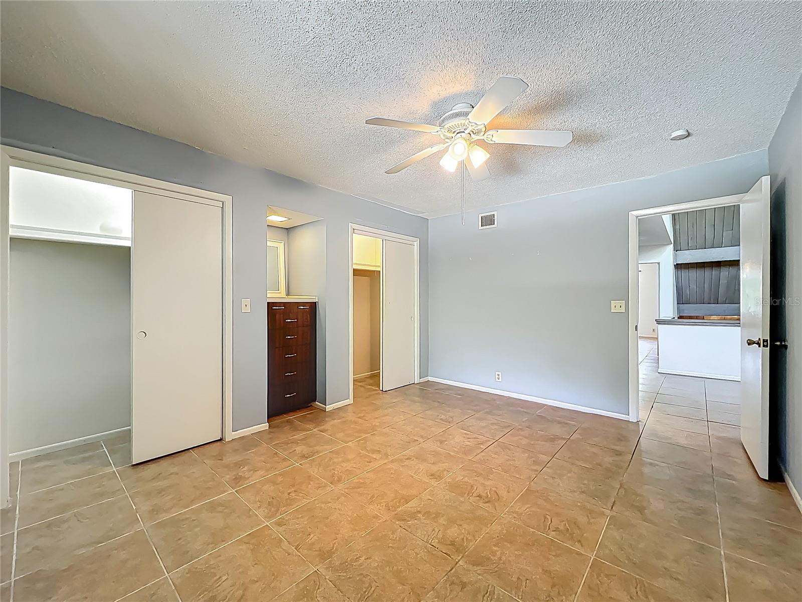 225 CROWN OAKS WAY, LONGWOOD, FL, 32779