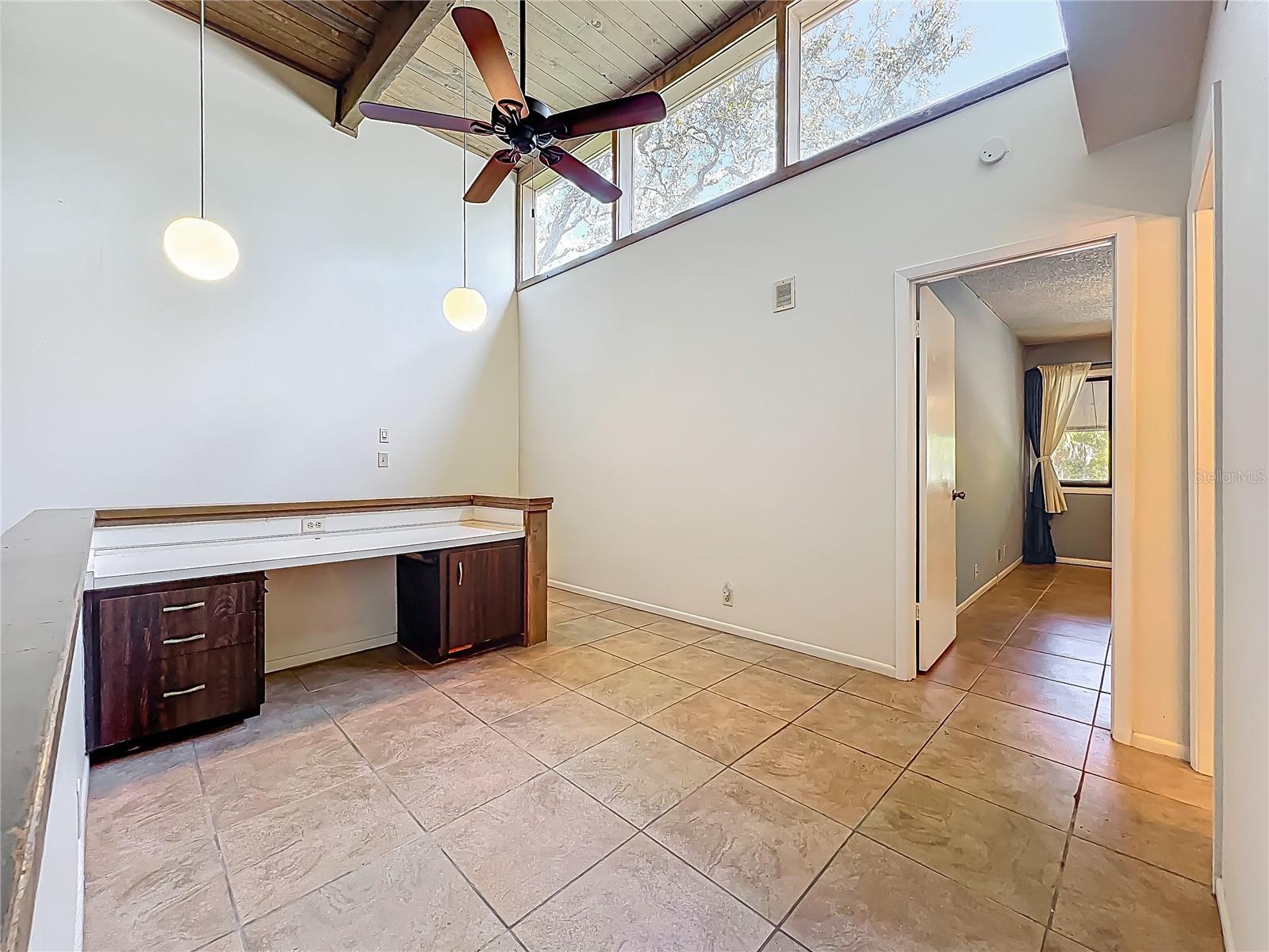 225 CROWN OAKS WAY, LONGWOOD, FL, 32779