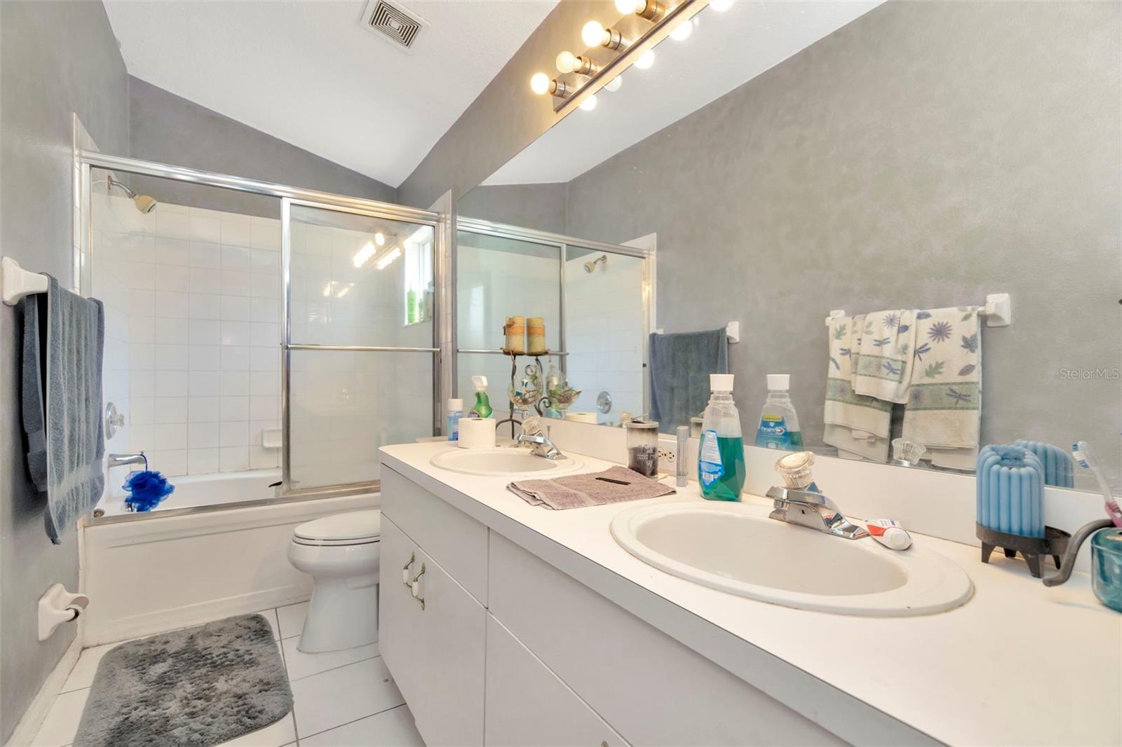 254 CHARDONNAY PL, VALRICO, FL, 33594