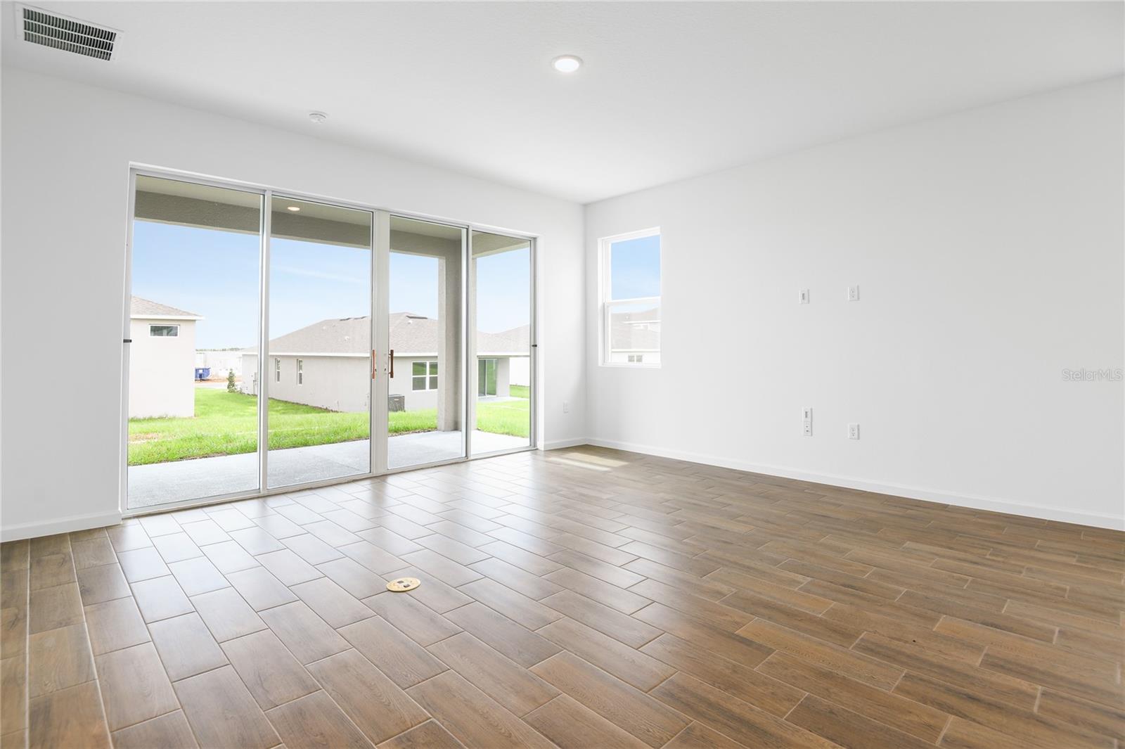 1114 OLIVINE AVE, DUNDEE, FL, 33838