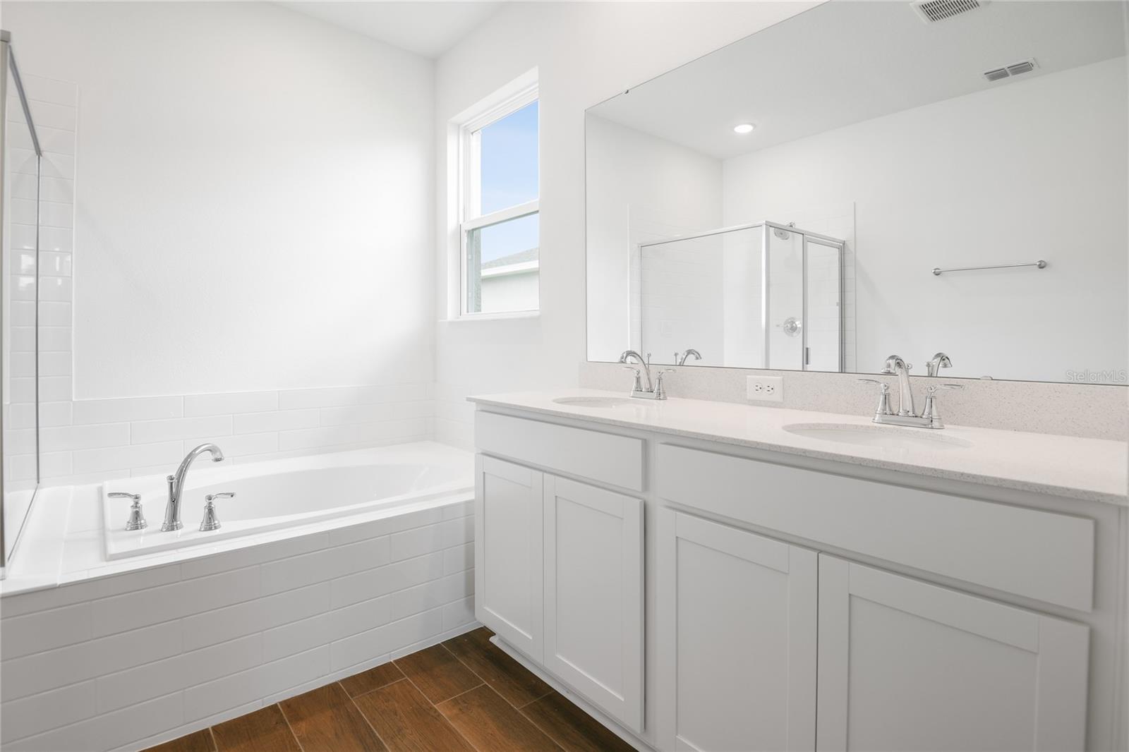 1114 OLIVINE AVE, DUNDEE, FL, 33838