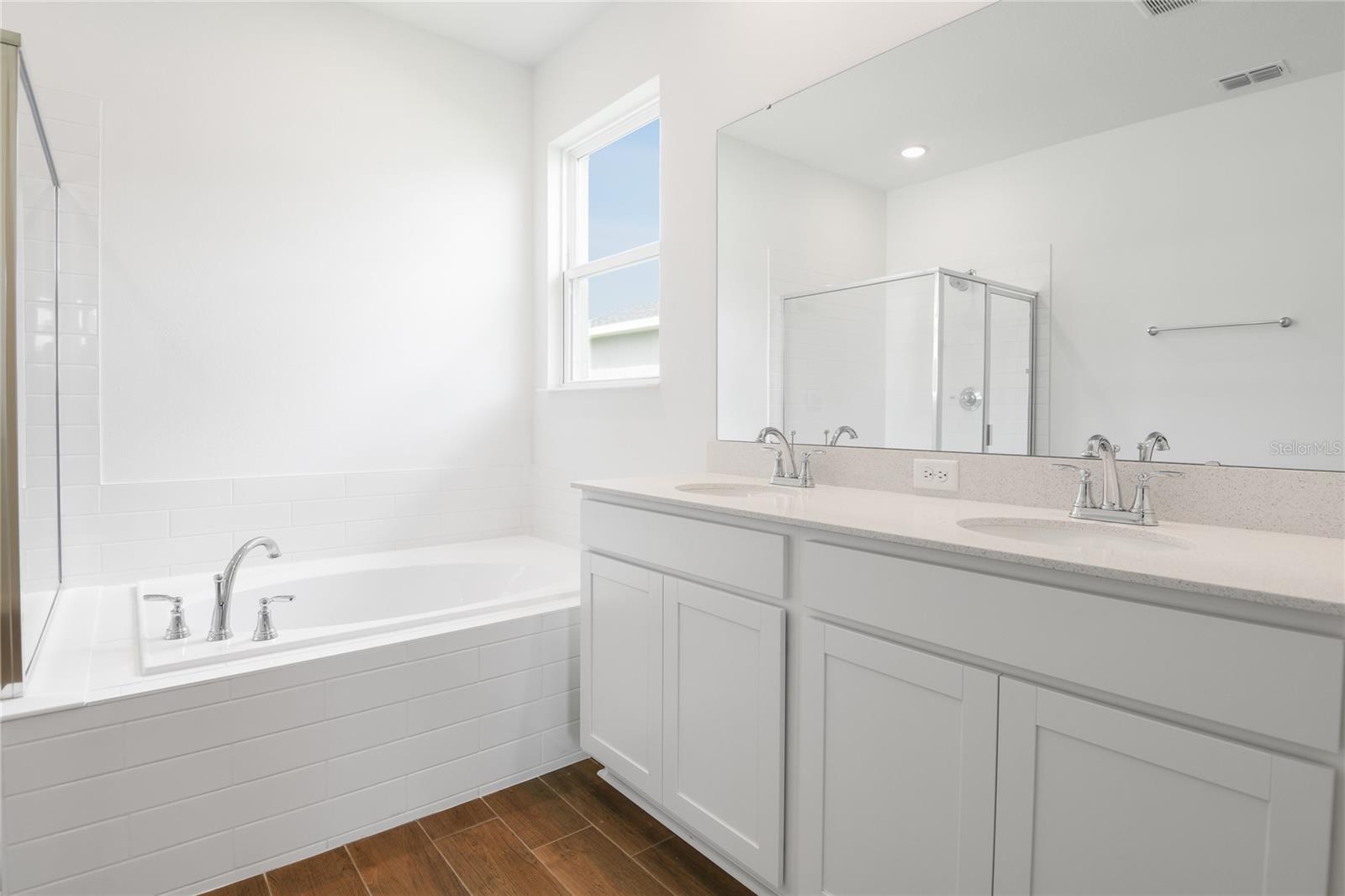 1114 OLIVINE AVE, DUNDEE, FL, 33838