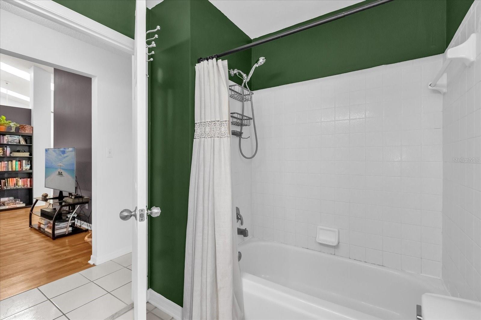 10400 HUNTERS TRAIL CT, ORLANDO, FL, 32817